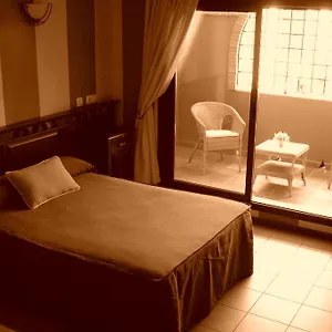 2* Hotel El Cruce