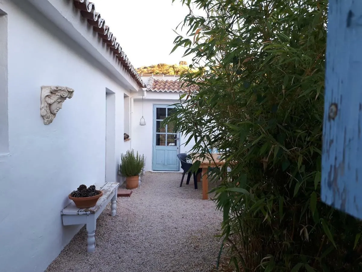 Los Barrancos Bed & Breakfast Colmenar